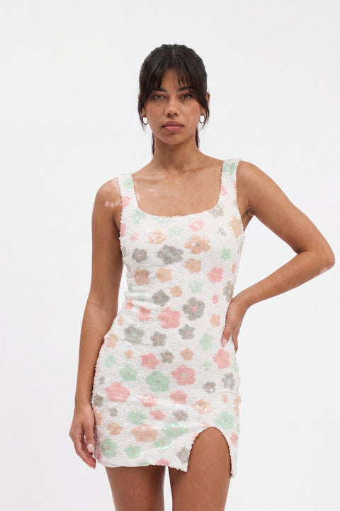Scoop Neck Embellished Floral Short Dress